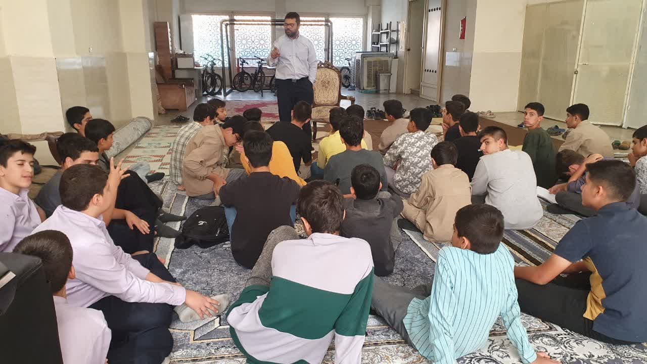 کارگاه هویت ملی